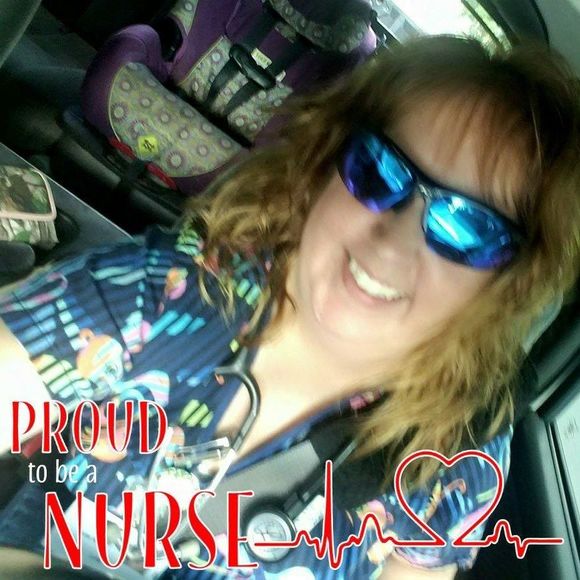 Meet your Posher, Julie - Picture 1 of 1